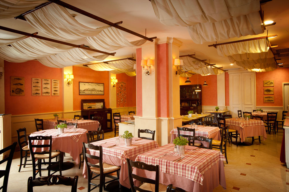 Hotel Continental Genova Ресторан фото